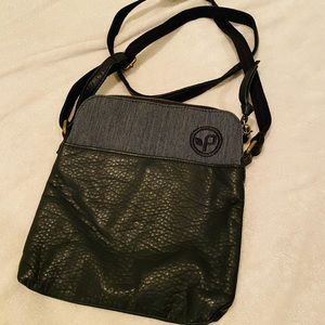 Pistol crossbody bag